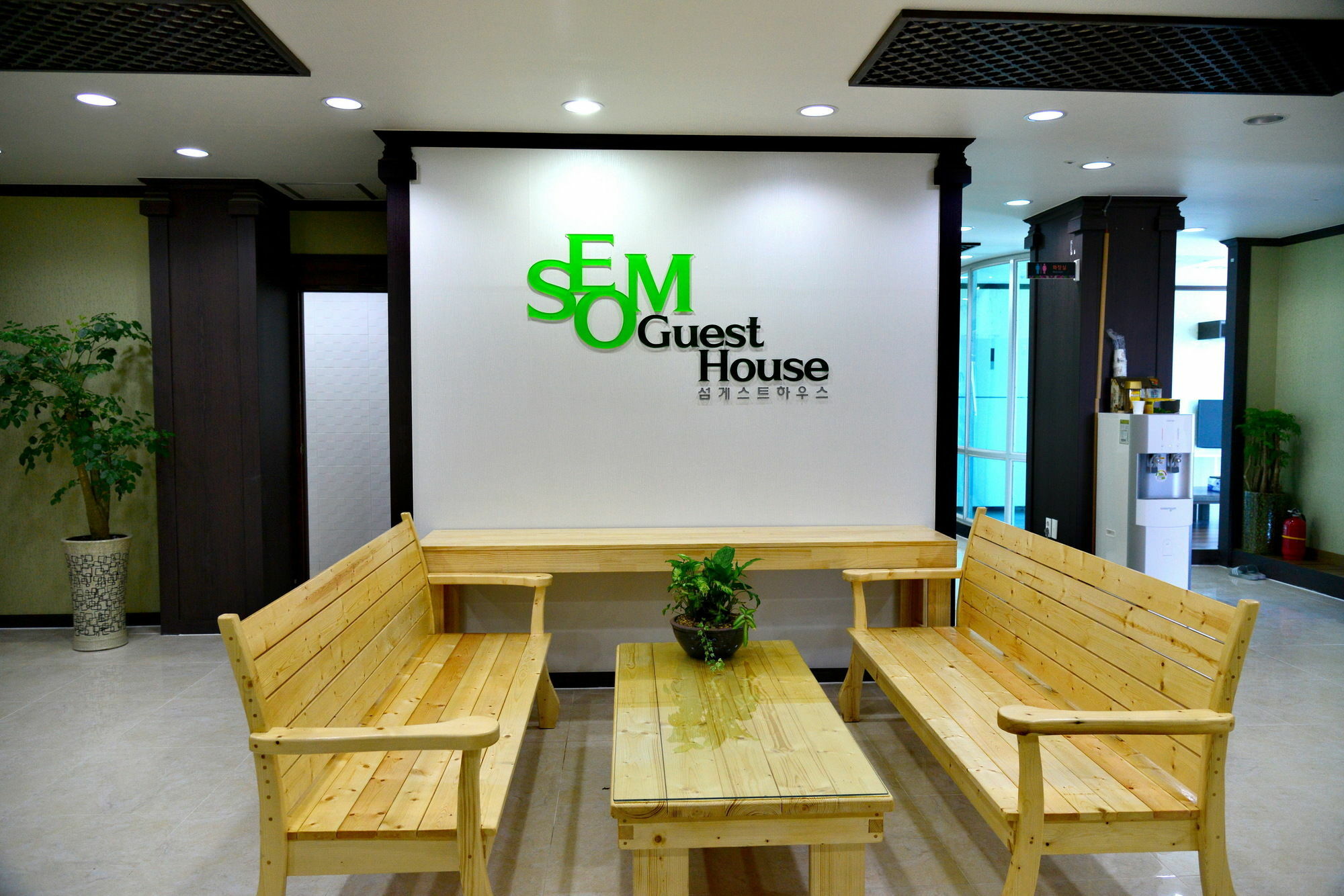 Seom Guesthouse Seogwipo Exterior photo